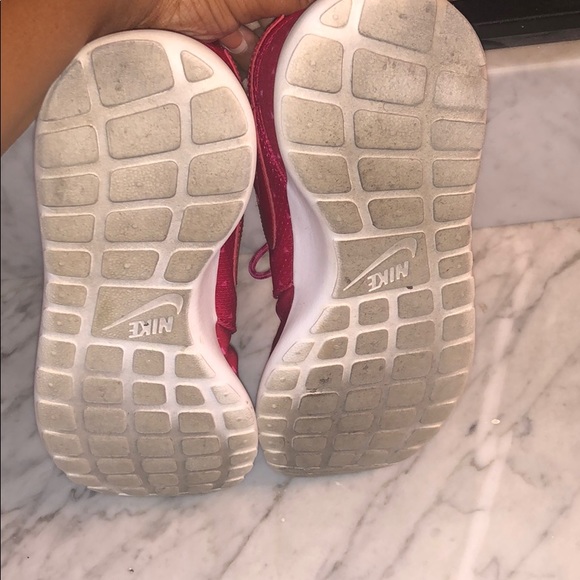 Nike - Picture 5 of 6